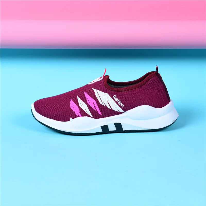 

2019 new fashion casual shoes 48.40