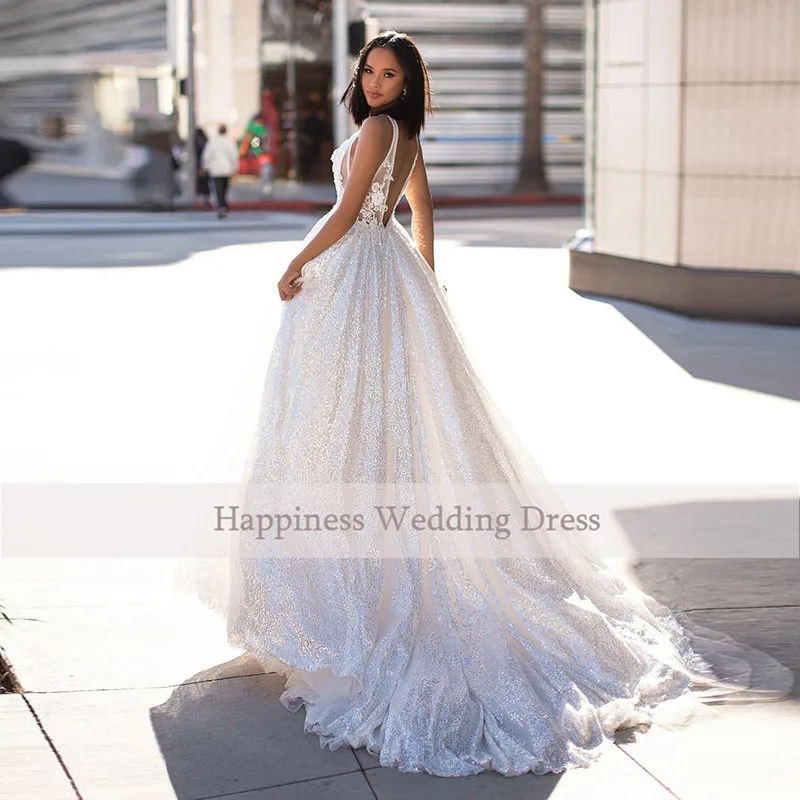 Eightree-Bling-Appliques-Wedding-Dress-vestido-de-noiva-Silver-Backless-Bride-Dress-Sleeveless-V-neck-gelinlik (2)