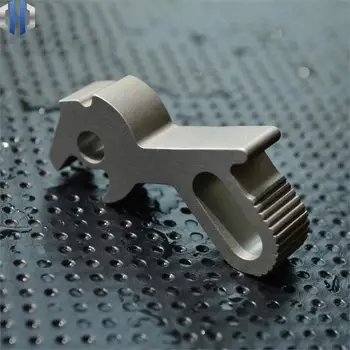 

Titanium Alloy Bottle Opener 1911 Bottle Opener Beer EDC Hanging Buckle