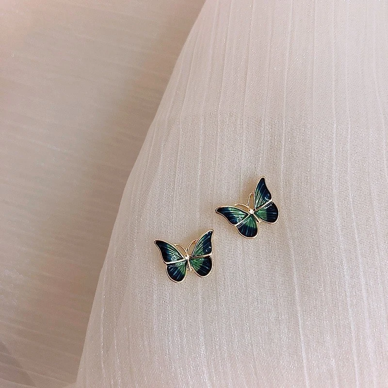 

New Arrival Animal Metal Women Trendy Stud Earrings Butterfly Female Korean Simple Earrings Female Small Elegant Jewelry