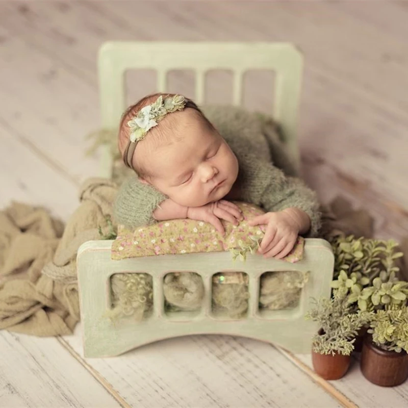 Newborn Posing Detachable Mini Bed Baby Photo Shooting Props Wooden Crib Infant Photograph Accessory