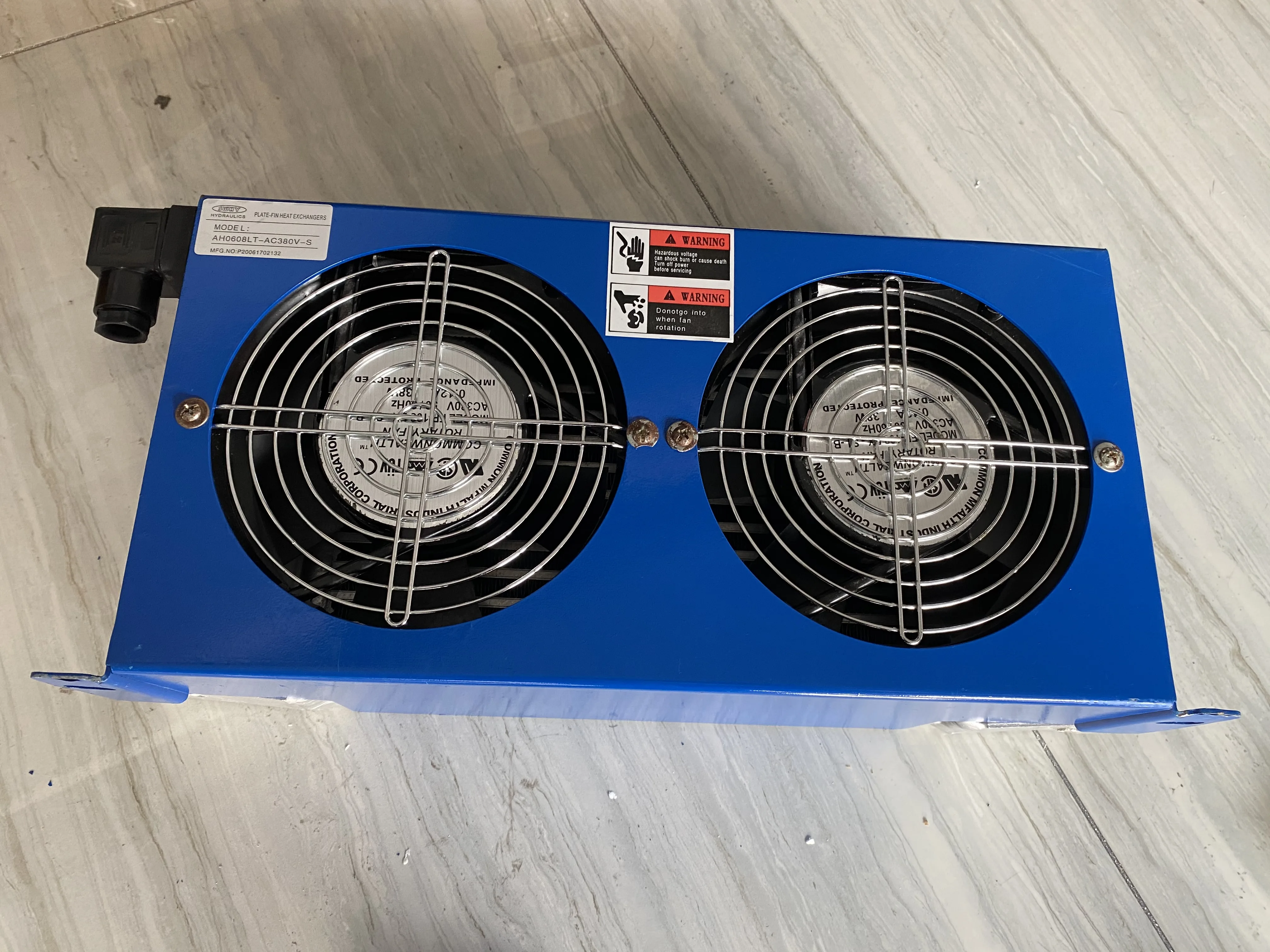 SWHY воздушный масляный охладитель Модель: AH0608LT-AC380V-S гидравлика пластинчатых
