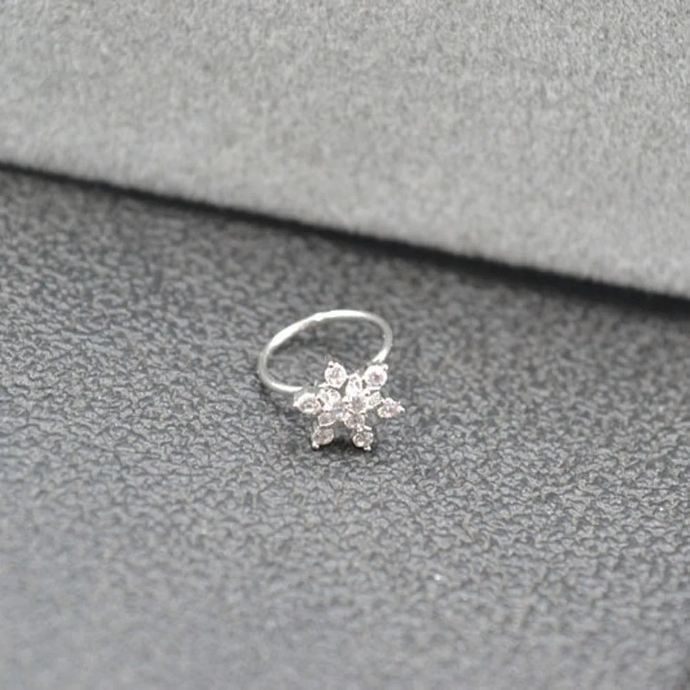 A Silver 1 шт Модные серьги для пирсинга носа, ювелирные изделия для тела, ушное кольцо в нос, пирсинг для тела, ювелирные изделия, Крошечные Хрустальные Цветочные спирали, Поддельные кольца для пирсинга - Окраска металла: A Silver