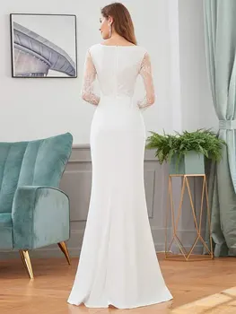 

Elegant Long Sleeve Boat-Neck Sequins Prom Party Gown Floor Length Lace Appliqued Evening Formal Dress