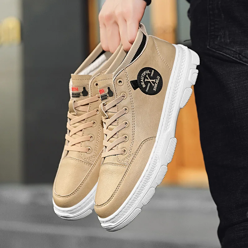 

2020 Male Shoe Europe Han Chaoliu Leisure Time Leather Shoes Male All-match Thick Floor Shoes Four Seasons