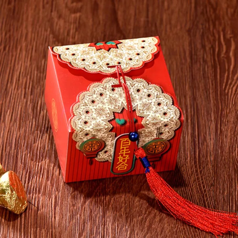 50 шт./лот) традиционная Китайская Красная свадьба коробка конфет с кисточкой Золотая фольга 3D Бабочка Свадебный подарок коробки B007 - Цвет: Style 1