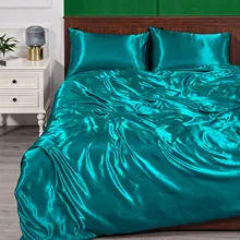 Juegos de cama de lujo Color sólido cubierta de cama conjuntos de edredón de seda cubierta suave única reina rey tamaño conjunto de funda de edredón