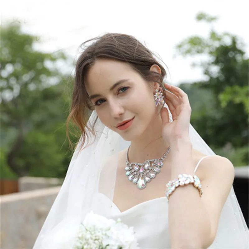 8 FIAZIA Simple Bridal Drop Earring Druzy Earrings Women Rhinestone Jewelry Charms Wing Ear-hook Bridal Wedding Accessories Dress