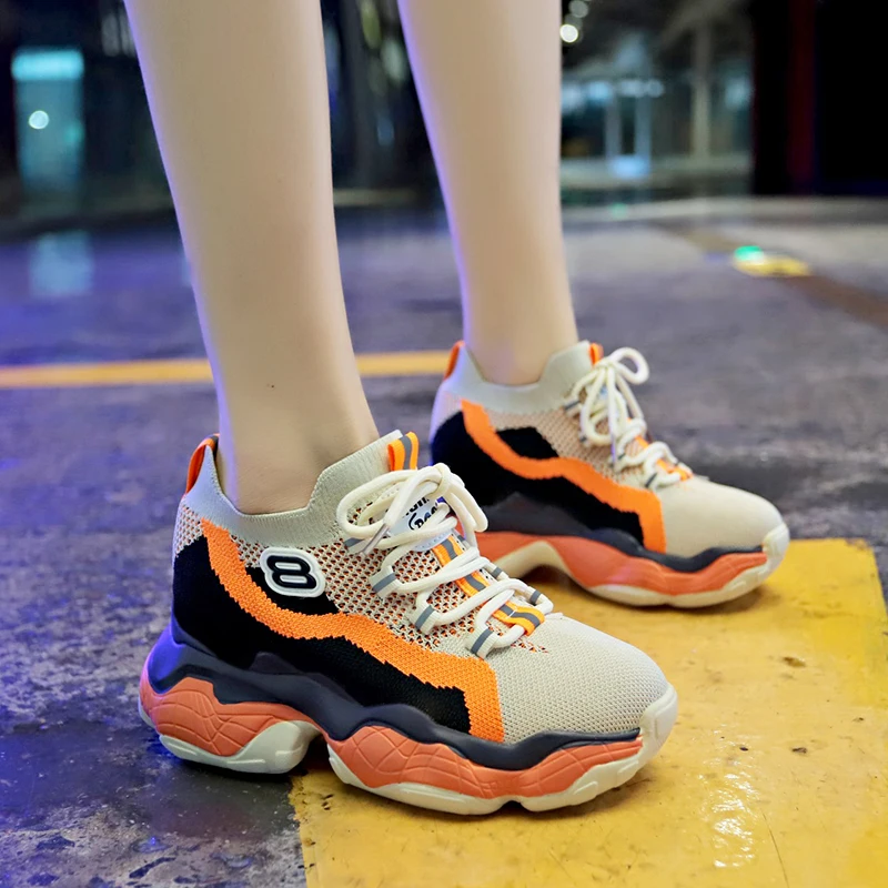 

Women Casual Shoes Trendy Designer Women Sneakers Thick Sole Ladies Platform Casual Shoes Celebrity Chunky Sneakers E18-52