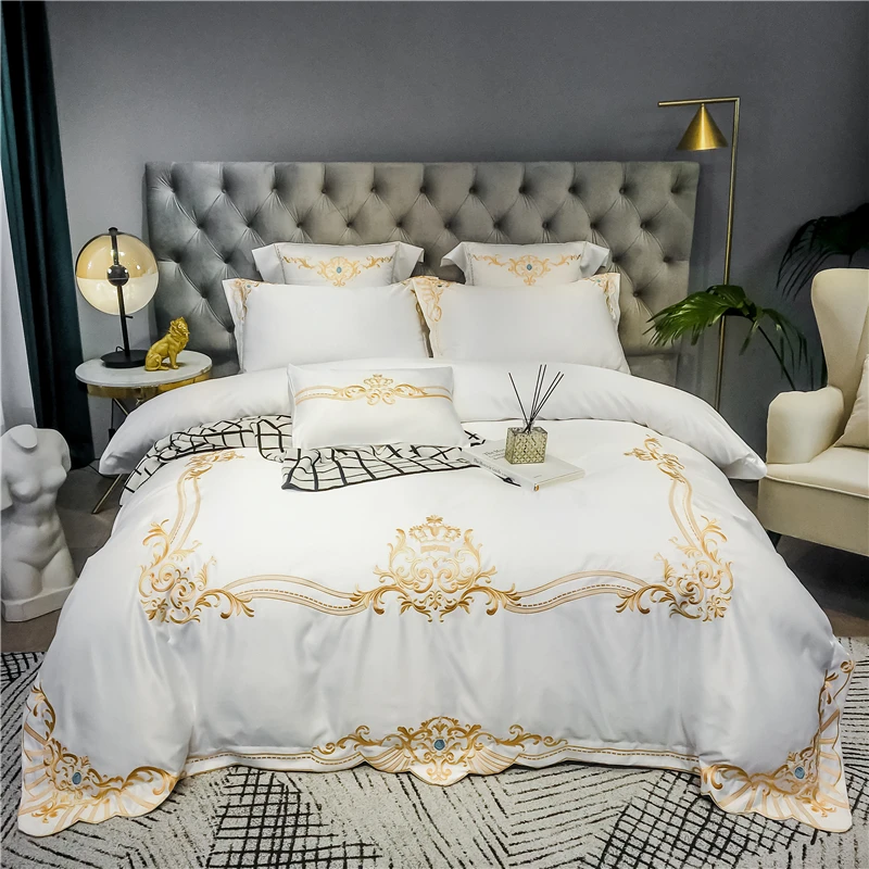 White Glossy Soft Satin Silk Cotton Gold Embroidery Palace Bedding Set Double Duvet Cover Set Bed Linen Fitted Sheet Pillowcases White Glossy Soft Satin Silk Cotton Gold Embroidery Palace Bedding Set Double Duvet Cover Set Bed Linen Fitted Sheet Pillowcases