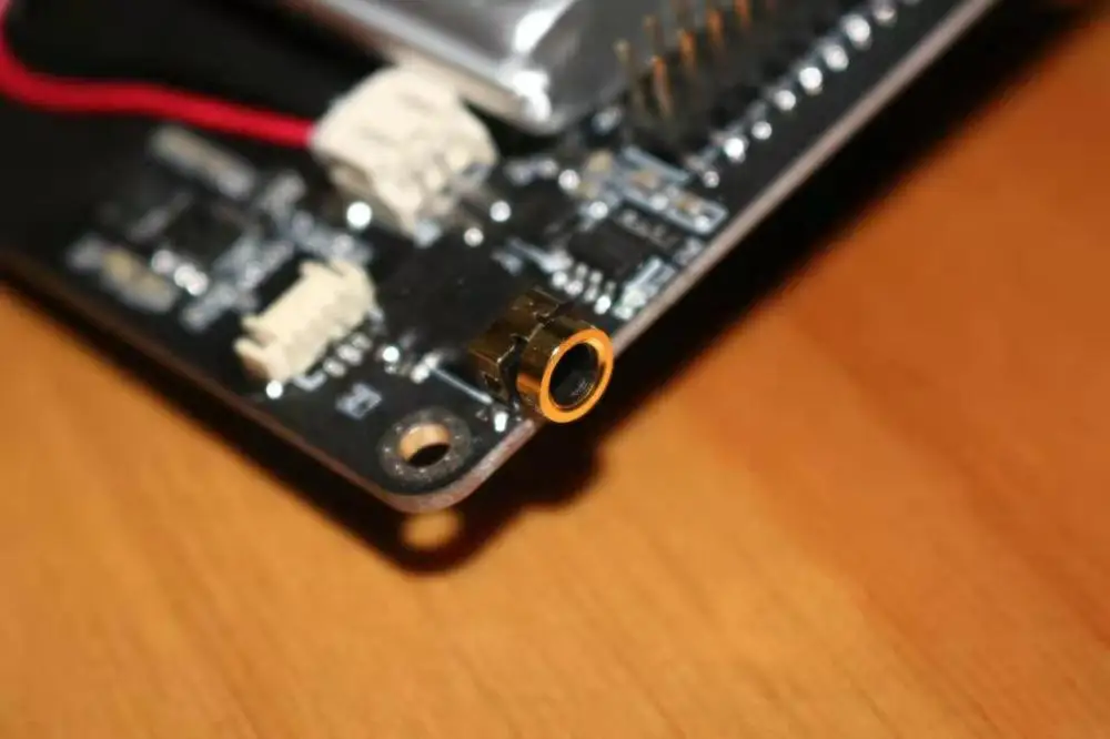 Последняя версия PORTAPACK для HACKRF ONE SDR программное обеспечение определение радио+ 0.5ppm gps TXCO+ 3,2 дюймов сенсорный ЖК-дисплей+ 1500 мАч батарея