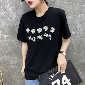 

Europe will spring fashion new embroidery color matching long short-sleeved t-shirts, easing the woman