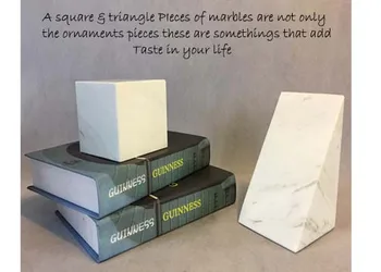 

YILUNXI Modern Nordic Geometric Marble Minimalist Bookend Study Room Decoration Cube Triangle Book Back