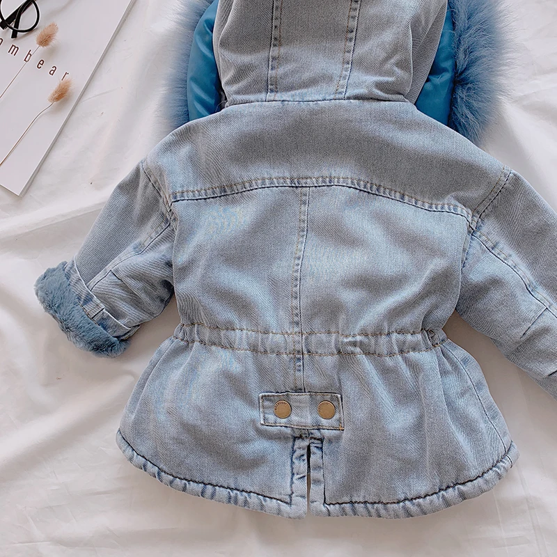 Г., зимняя джинсовая куртка для маленьких девочек, теплая бархатная верхняя одежда с натуральным мехом для малышей, пальто парка для малышей от 1 до 6 лет ветровка, YJ131