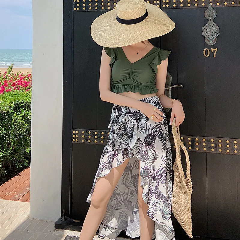 

Spa Resort Couples Swimwear Sexy Printed Skirt Split Type Bikini Three-piece Set Bathing Suit Fairy MEN'S Beach Shorts