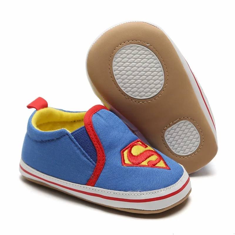 Горячая Распродажа; парусиновая обувь для малышей с рисунком Человека-паука; детские мокасины; обувь для первых шагов с мягкой подошвой; нескользящая детская обувь - Цвет: Superman