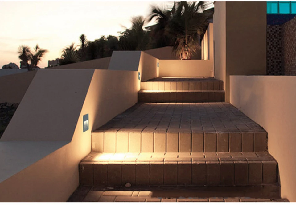 10753017343_666605799