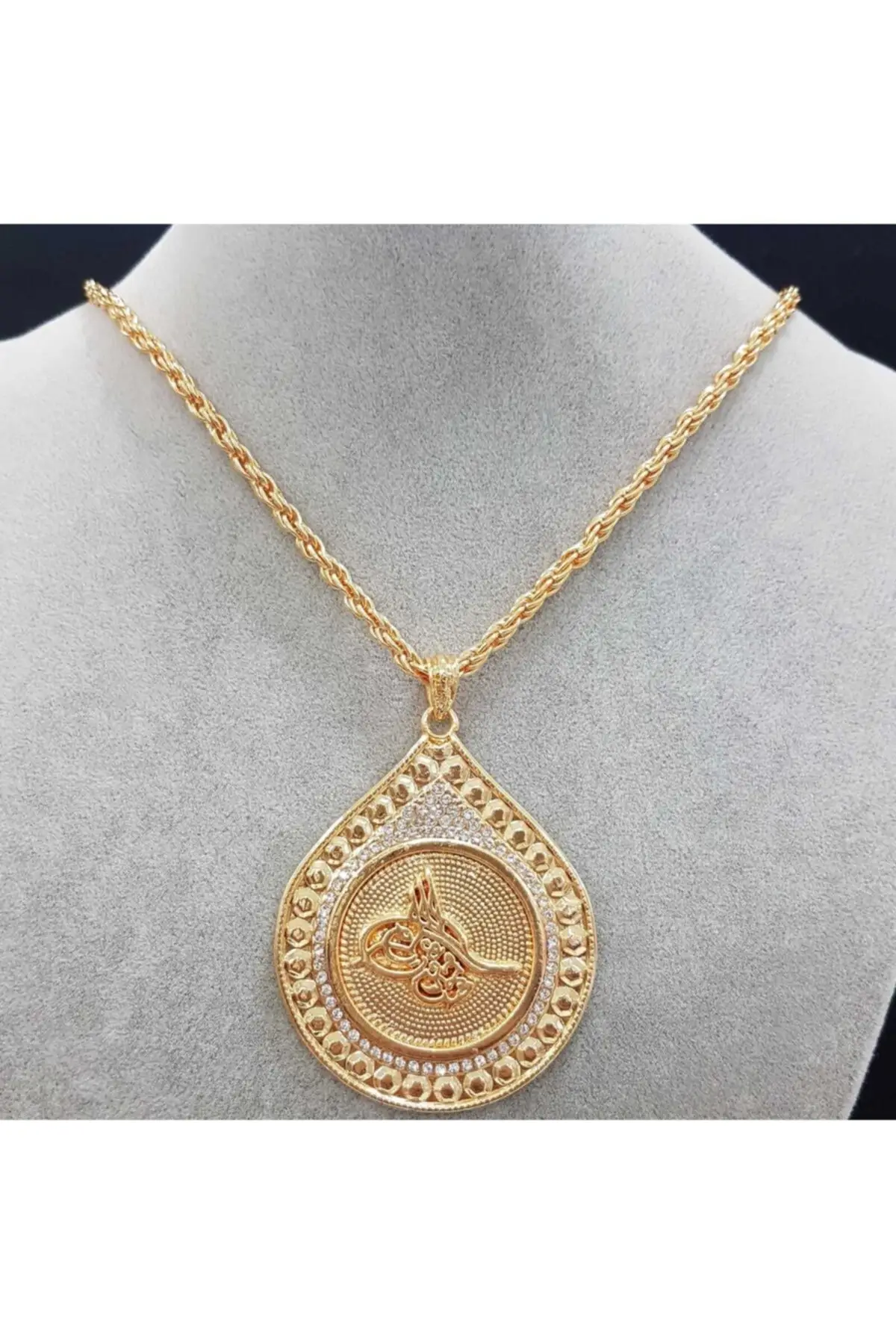 Tuğralı Drop Necklace. Standard 55 Cm. Clip Material: Gold Plated, Stone Grade: Beads, Color: Gold