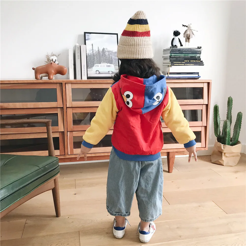 Tonytaobaby/новая зимняя детская одежда для мальчиков и девочек; пальто с капюшоном контрастного цвета; утепленная Детская куртка