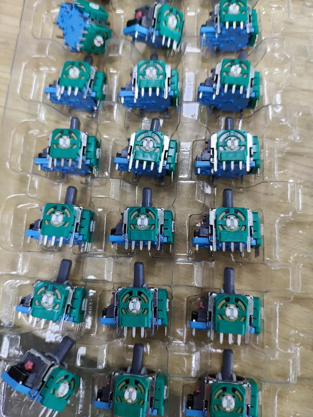 30PCS-Original-Replacement-3pin-3D-joystick-analog-Thumb-stick-for-PS4-controller-for-playstation-4-for