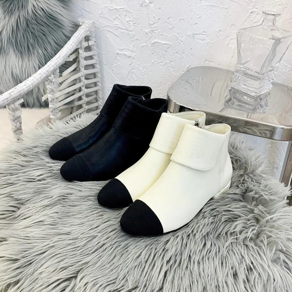 

BELLECOM 2019 Autumn and Winter New round-headed leather boots with color flat-bottomed bare Boots Fashionable women's boots