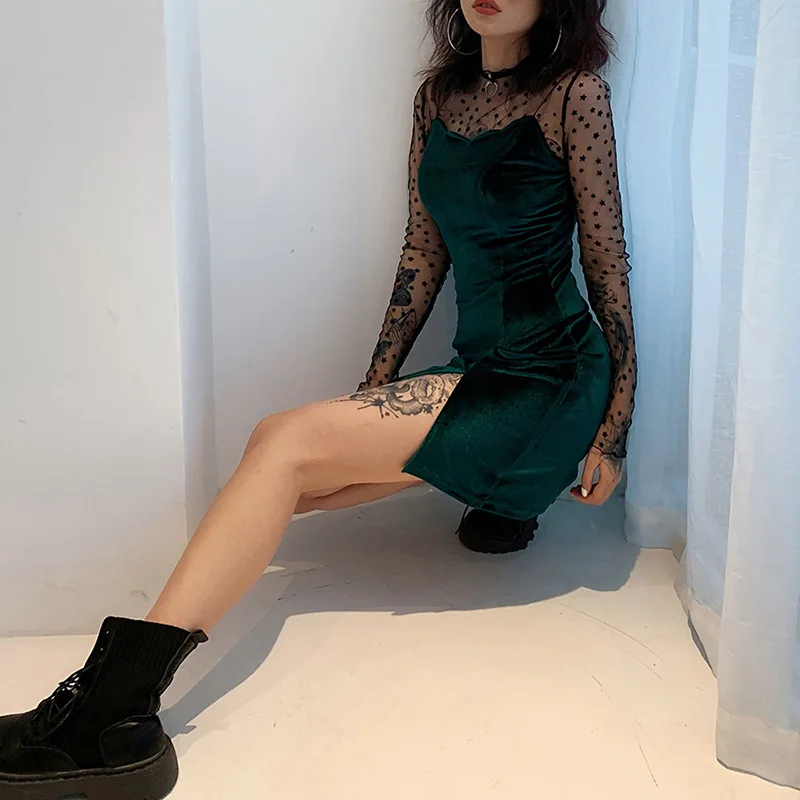 12751541303_1973477789