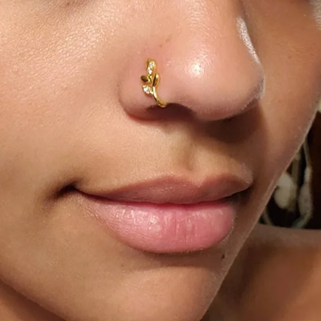 Spike nose ring ( left + right piercing) – Flying Fish Accessories