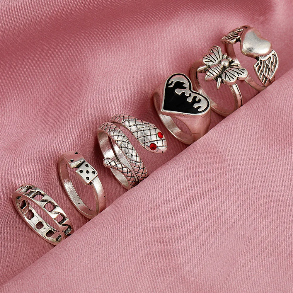 Punk Gothic Heart Ring Set for Women Black Dice Vintage Spades Ace Silver Plated Retro Rhinestone Charm Billiards Finger Jewelry