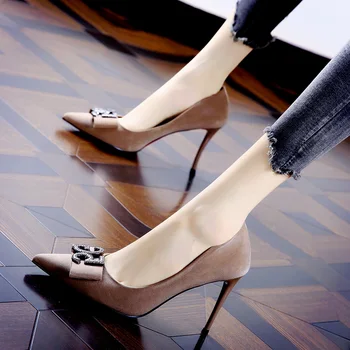 

Net red rhinestone metal belt buckle pointed banquet single shoes female 20 autumn new big red was thin high heels tide