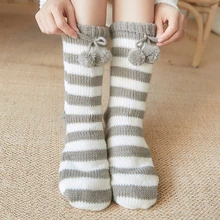 Плотные теплые флисовые тапочки; рождественские носки; полосатые теплые носки для сна для женщин; коллекция года; сезон осень-зима; новое поступление