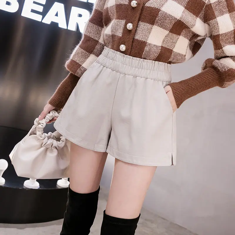 beige white shorts 6 цветов, короткие женские шорты из искусственной кожи, женские офисные широкие эластичные шорты с высокой талией, женские шорты из искусственной кожи, сексуальные байкерские шорты C6068 - Цвет: beige white shorts