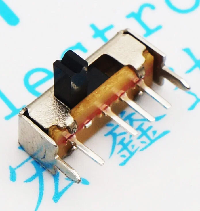 1000 шт. SK13D07 1P3T DIP 6PIN SPTT тумблер длина ручки 4 мм Скользящие переключатели SK-13D07VG4 ROHS |