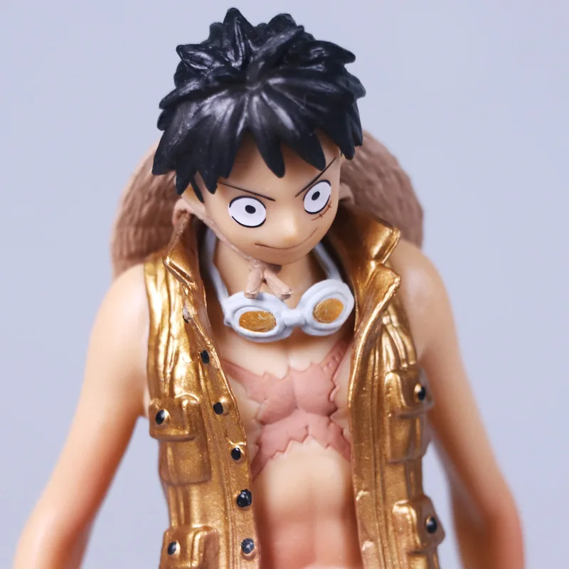 Haledongman One Piece Theater Version Gold Yellow Gold Emperor Luffy Sauron Sanji Gold Limited Edition