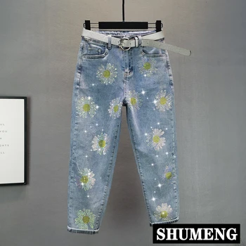 

Streetwear Jeans Female 2020 Summer New Cool Daisy Rhinestones Loose Straight Pants Women High Waist Denim Pants