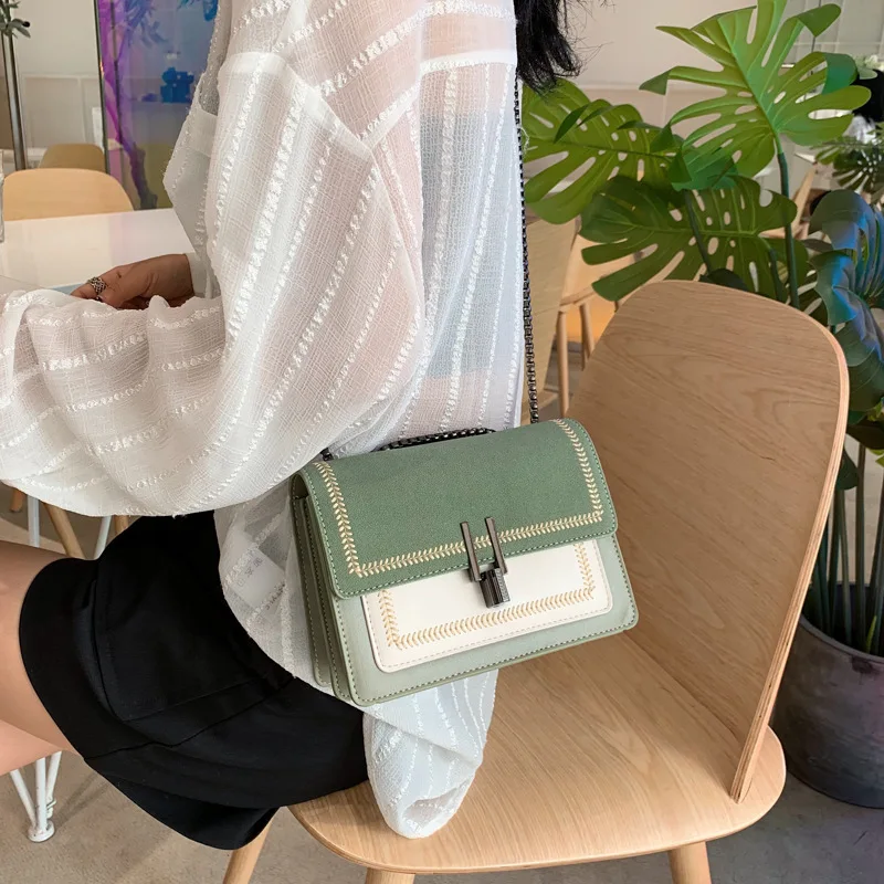 

Women 2019 new fashion Korean embroidered line foreign gas frosting chain is simple and single shoulder slanted with small bag