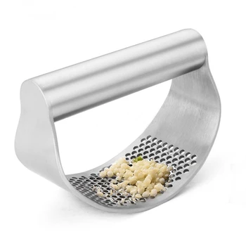 

Manual Curved Mincer Grinding Easy Clean With Brush Silver Chopping Durable Stainless Steel Crusher Tools Garlic Press Kitchen