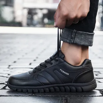 

Trend Men Running Shoes Breathable Outdoor Sneakers Male Athletic Shoes Soft Jogging Sports Shoes Workwear Casual Shoes