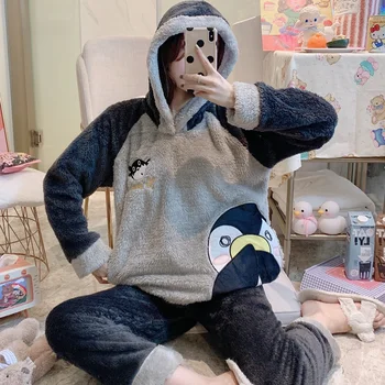 

Ladies cartoon print 2 suits winter flannel can be worn outside pajamas coral fleece hooded collar long-sleeved home service
