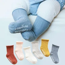 Однотонные мягкие носки с принтом для новорожденных нескользящие носки для маленьких мальчиков и девочек