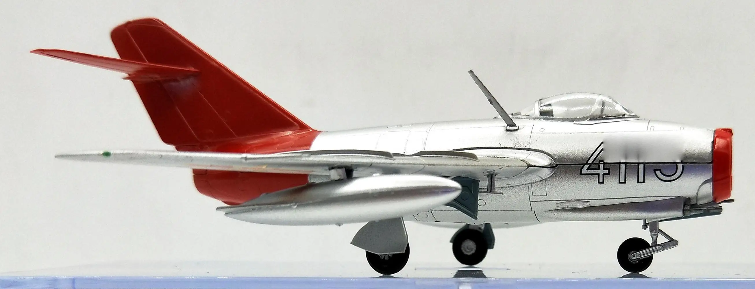 Китай(материк) MIG15 Толстовка с принтом лисьей морды Air Force 1/72 самолета готовой самолет easy model