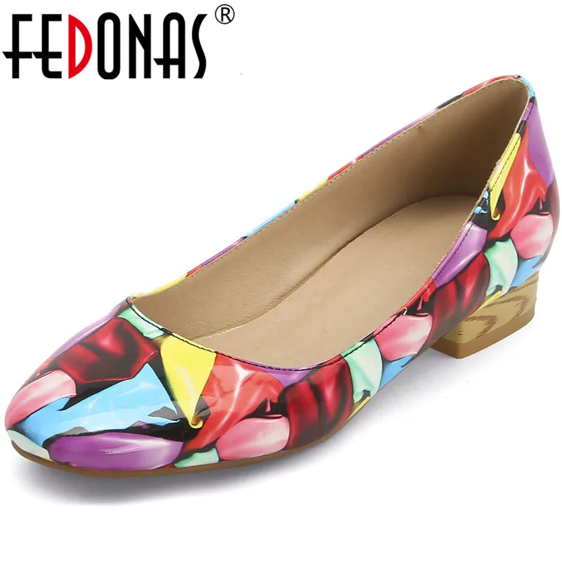 FEDONAS Women Colorful Square Heels Pumps Folk-Custom Concise Spring Summer 2020 Basic Shoes Woman Round Toe New Shoes Woman afbeelding