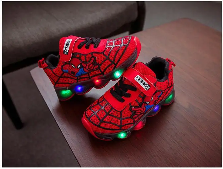 Новинка; детские шнурки «Человек-паук»; светильник со шнурками; детская обувь со светодиодной подсветкой для мальчиков; спортивная обувь; светящаяся Баскетбольная обувь унисекс