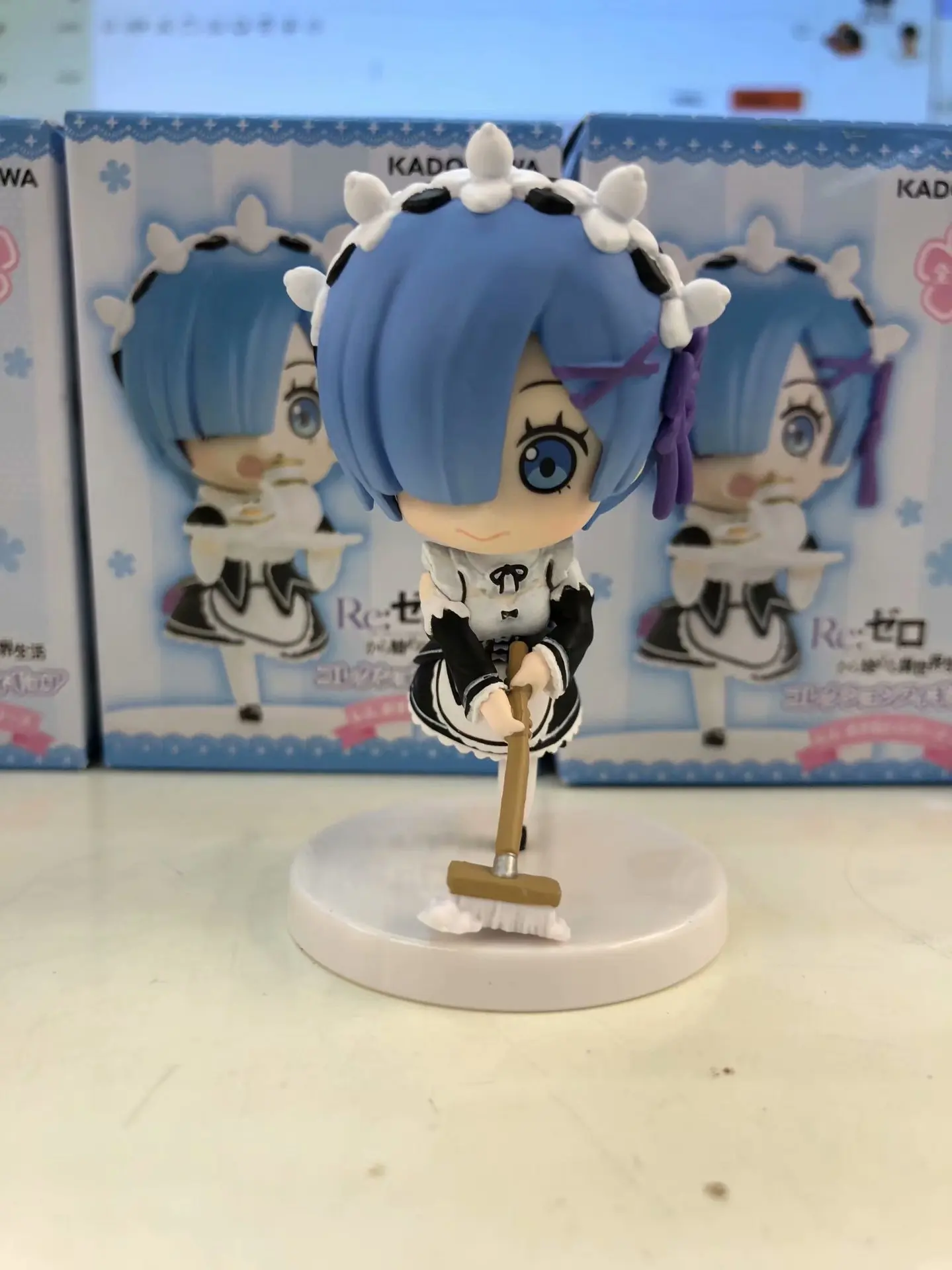 

Re: Zero-Starting of a Different World Life Cute 7-Rem REM Maid Costume Capsule Toy Garage Kit
