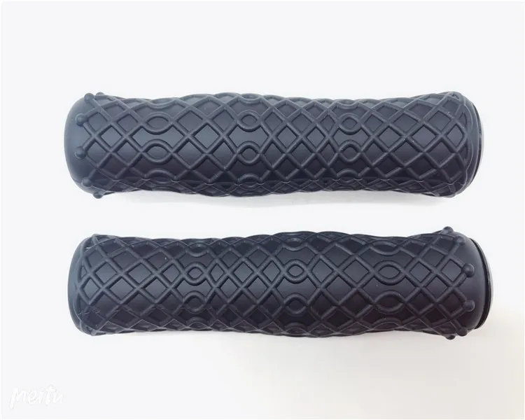 Black 1pair LITEPRO MTB велосипед Girps 22,2 мм силикагель Нескользящая ручка 412 складной велосипед Удобный руль ручка конфеты красный/синий/зеленый/розовый - Цвет: Black 1pair