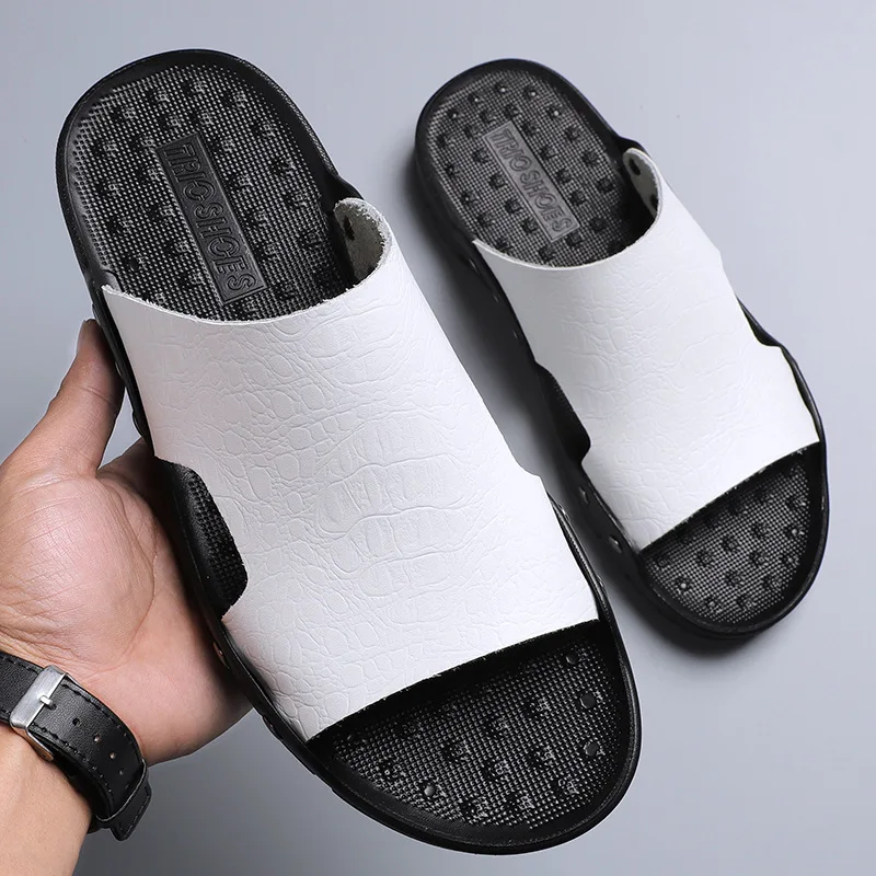 

Slipper Men's Summer Trend Sandals Large Size 45 46 Thick Bottomed Anti-slip Outdoor Beach Sandals Extra Large 47 48
