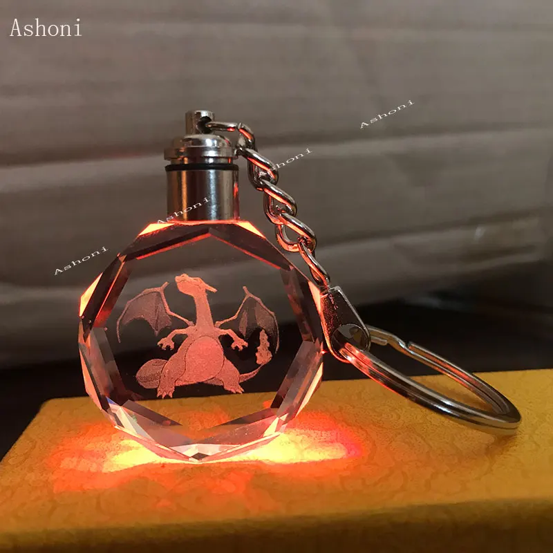 Покемон Чаризард брелок K9 кристалл кулон брелок лазерная гравировка Вспышка Изменение цвета светодиодный светильник брелок детский подарок