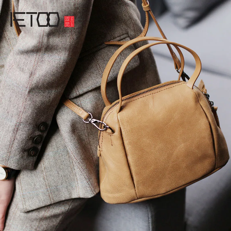 

AETOO Shell handbag, art woman bag, Korean version trend port wind retro cowhide small crossbody bag