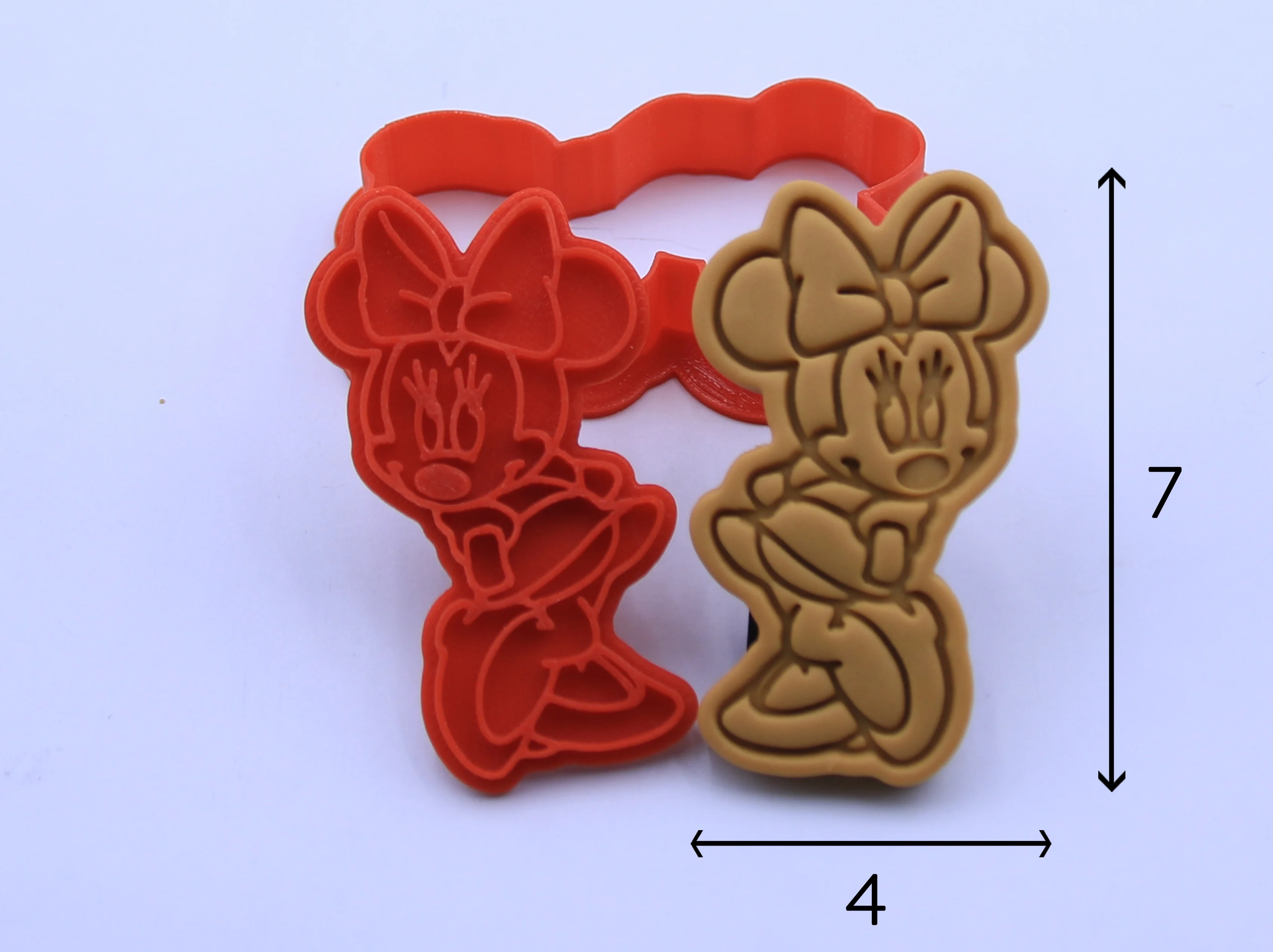 Disney Mickey Mouse Cookies Cutter Tools Donald Duck Pooh Bear Stitch Cookie Mold 3D Push Type Bakery Tools Kitchen Supplies