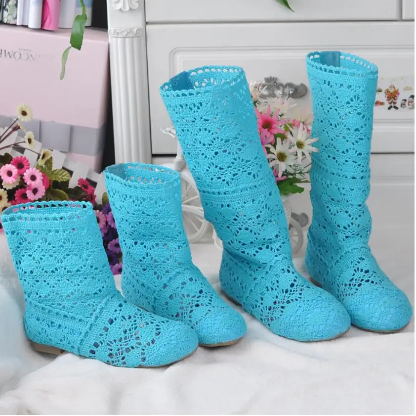 Primavera y novedad de verano de las mujeres botas de moda de encaje plano botas casual estudiante de las mujeres zapatos de tacón alto de botas de mujer