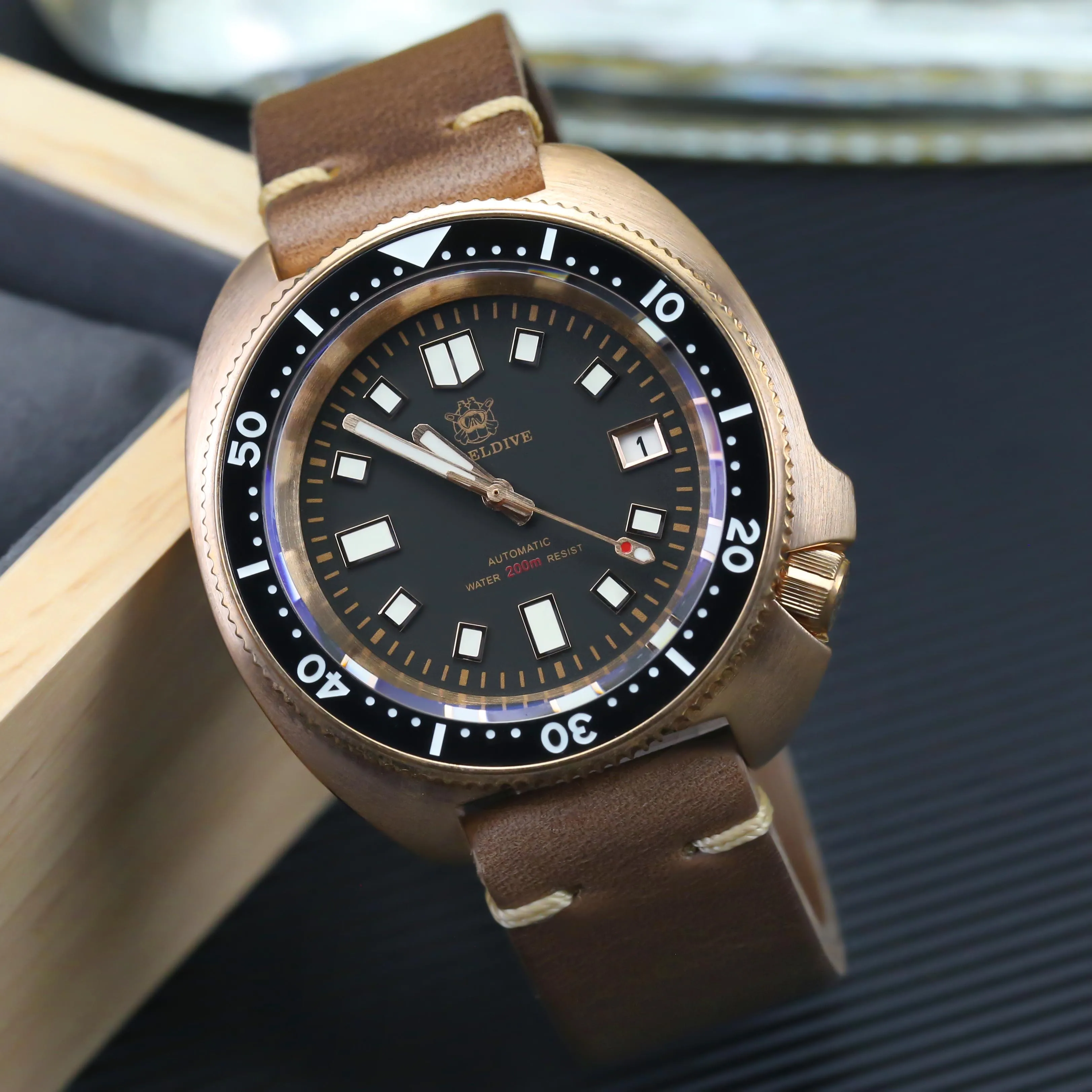 STEELDIVE 1970S Bronze 200m Bronze Dive Watch NH35 Automatic Mechanical